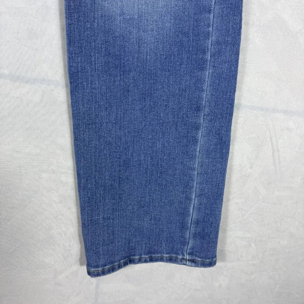 Levi's Signature Straight Jeans Womens Blue Faded Denim Mid Rise Size 18M 34x32‎ - Picture 9 of 16